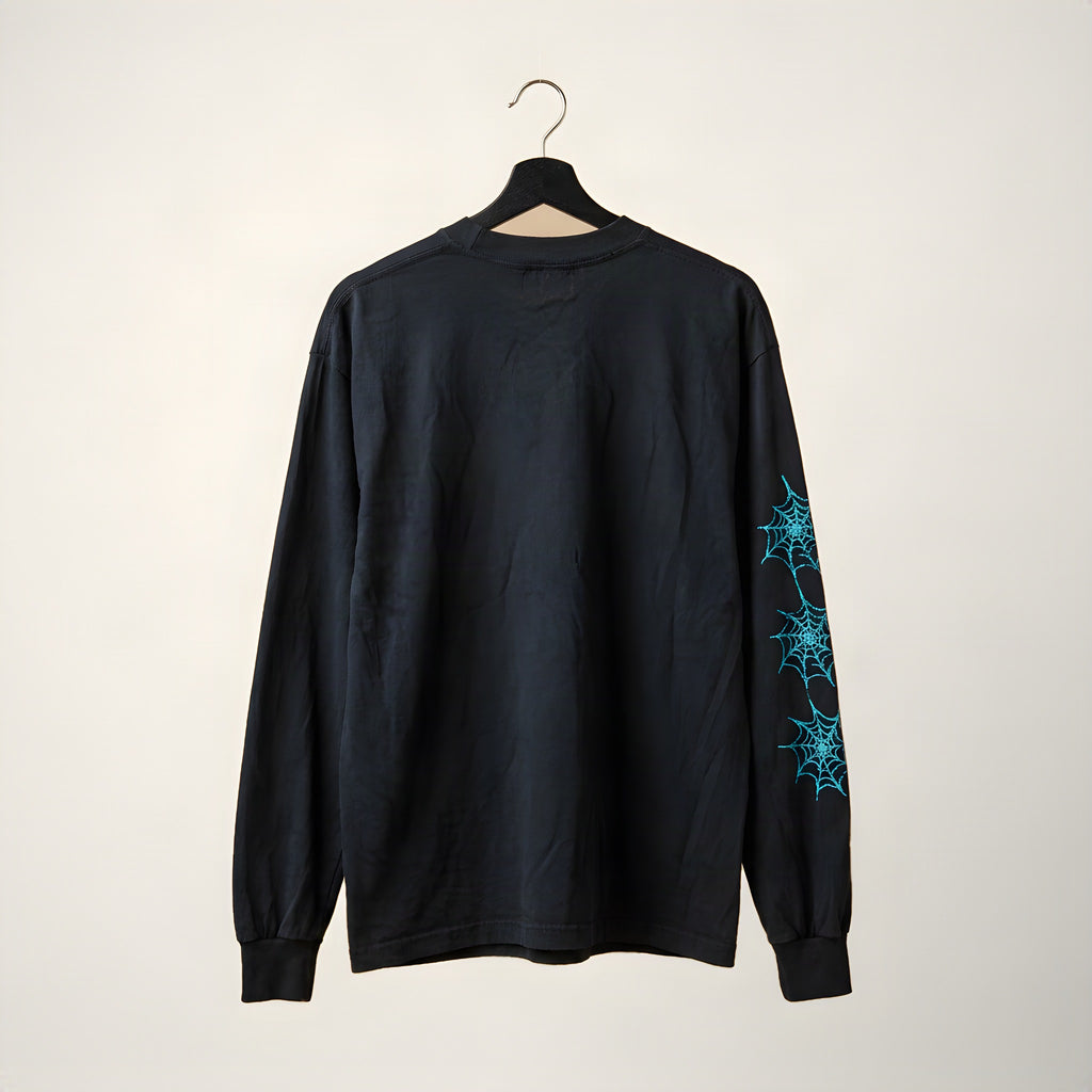 Sp5der 555999 long sleeve, back with web sleeve print